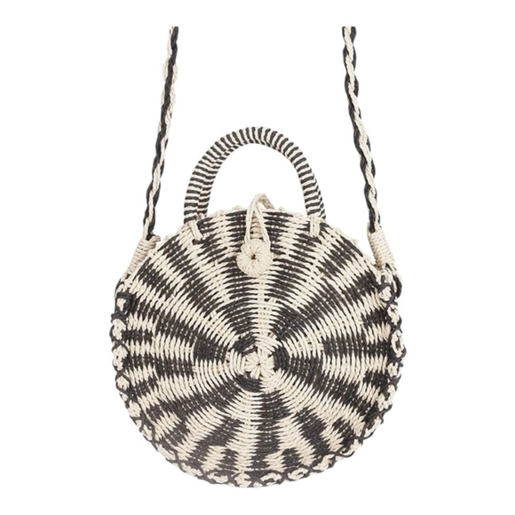 NWT! Street Level Black & Cream Woven Paper Straw Round Cross-Body Bag. - Picture 1 of 11